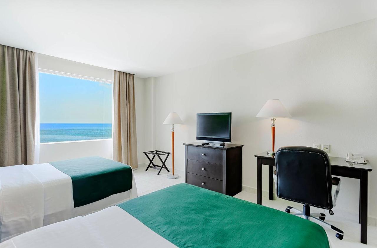 Holiday Inn Campeche By Ihg Екстериор снимка