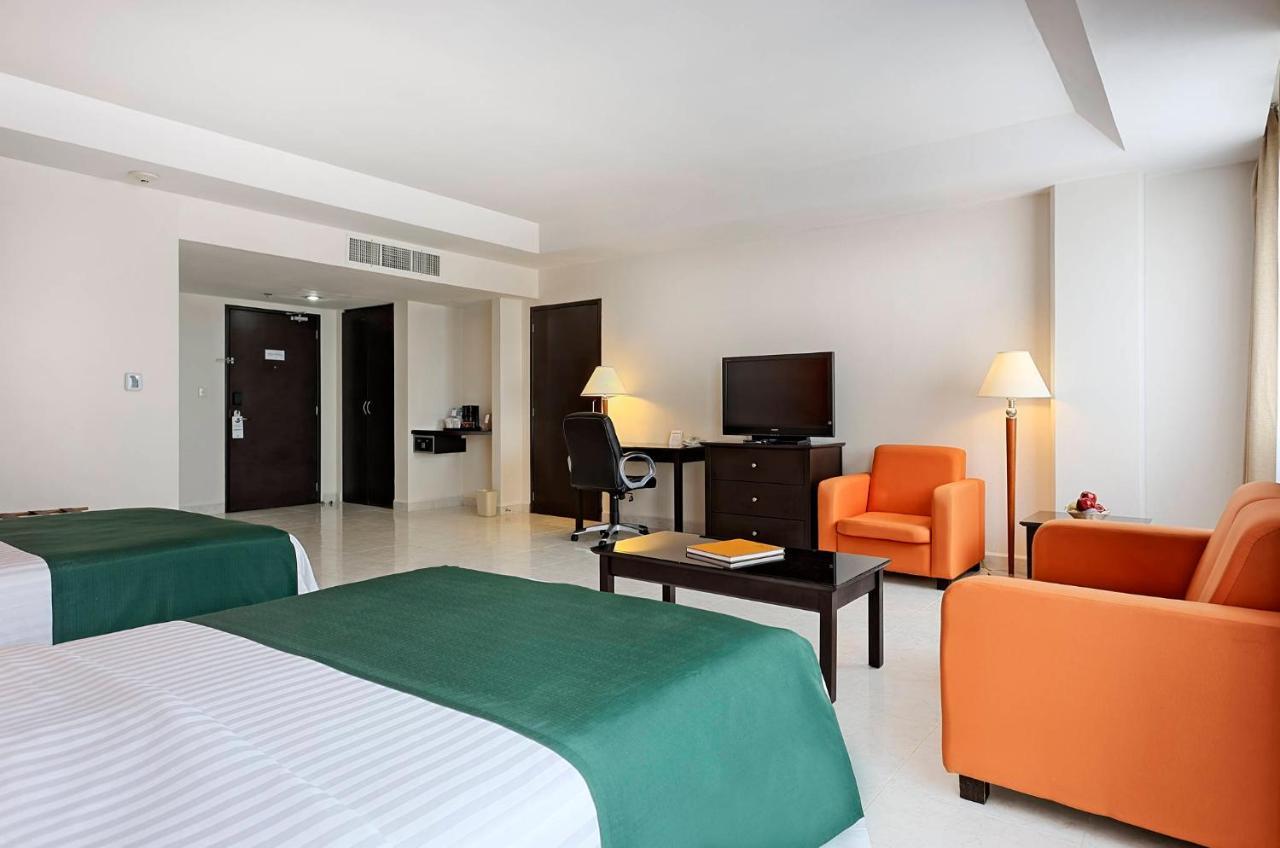 Holiday Inn Campeche By Ihg Екстериор снимка